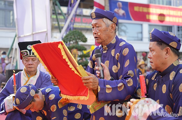 Unique Festival of River Region of Vietnamese Southwest Region