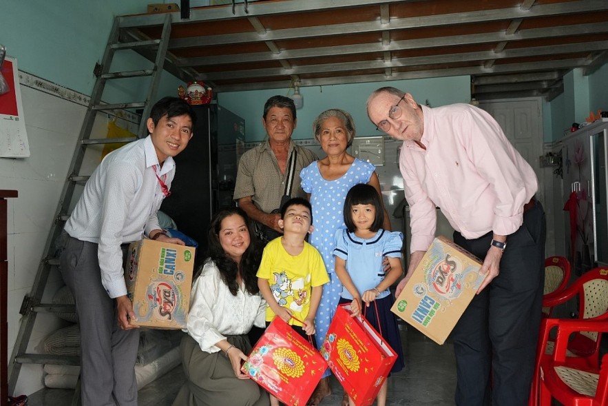 Tan Hiep Phat Continues to Join Efforts in Caring for Children to 