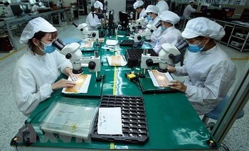 Vietnam News Today (Oct. 21): Vietnam Enhances Positions in Global Value Chain