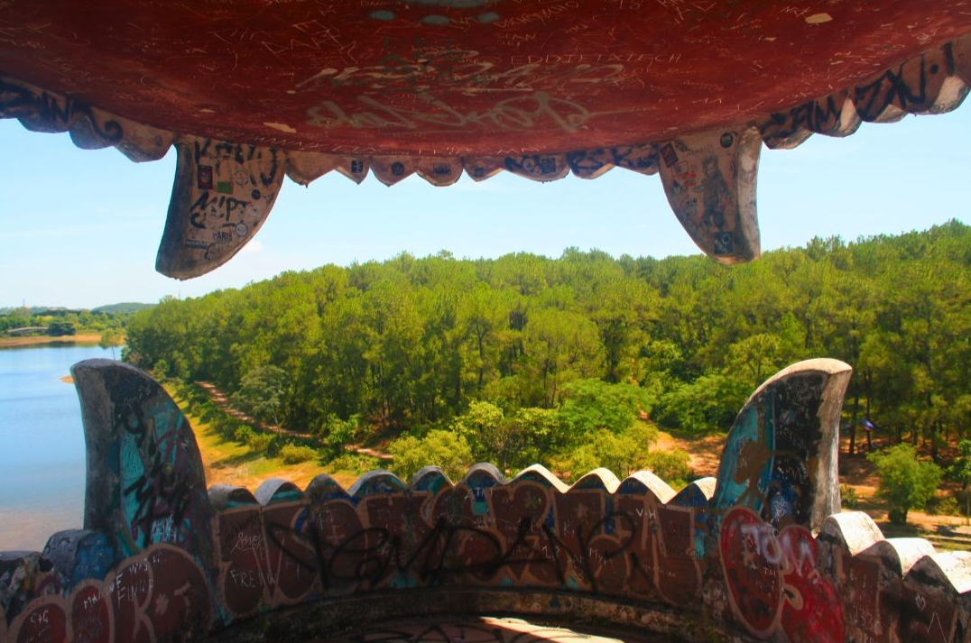 Haunted Hue: A Guide to the City's Ancient Tombs