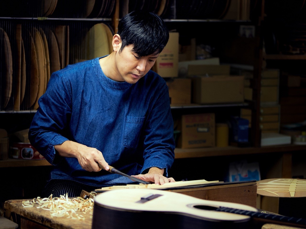Foreign Experts Praise The Vibrant Guitarist Hub in Vietnam