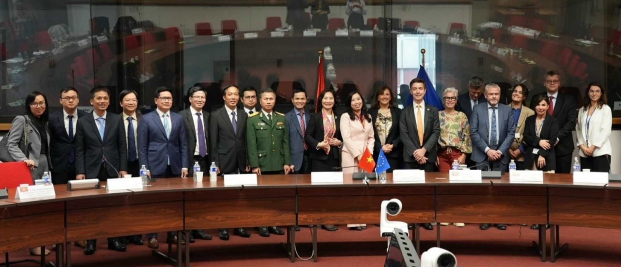 Vietnam, EU Commit to Working Together to Promote Sustainable, Inclusive Prosperity