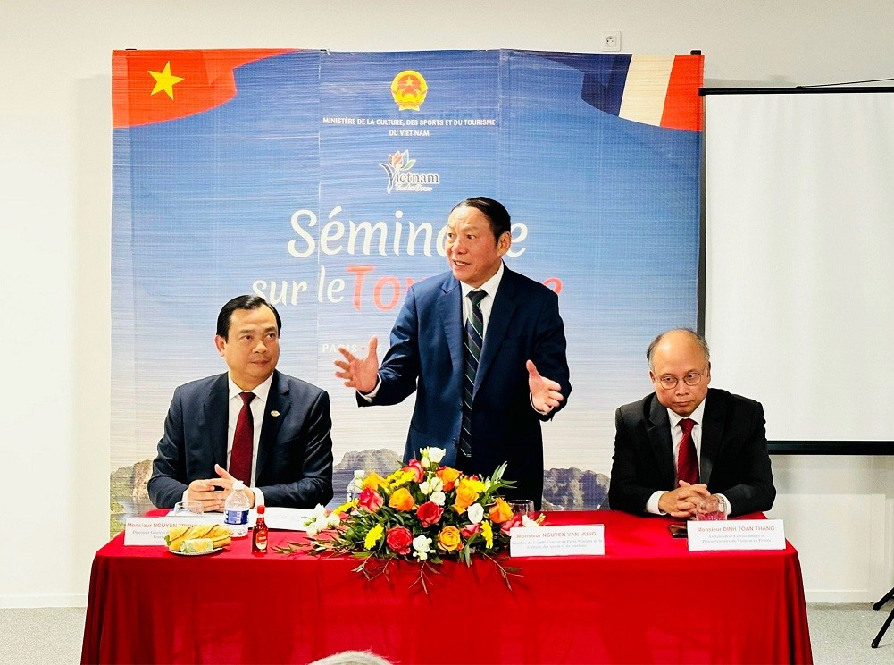Vietnam Promote Tourism in French and European Markets