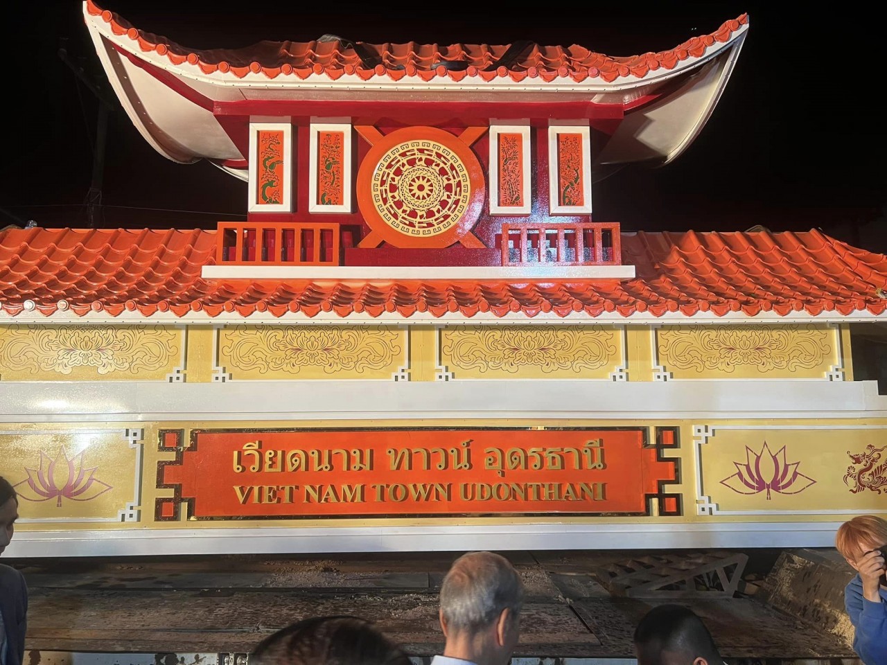 What to Eat at The First Vietnamese Street in Thailand?