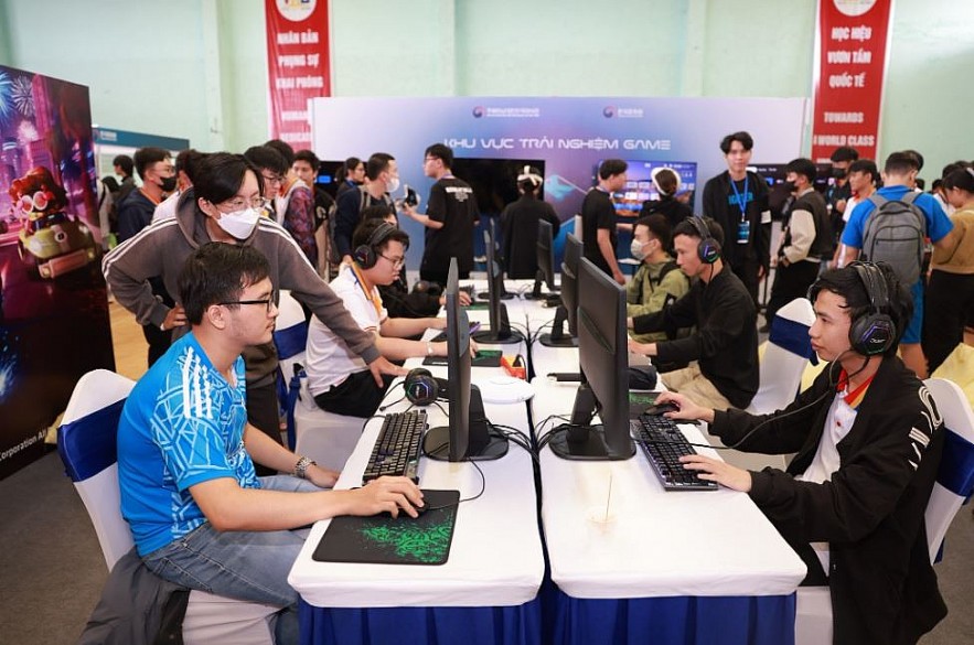 [Photo] Korea Game Week 2023 Introduces E-sports Culture to Vietnamese Youngsters