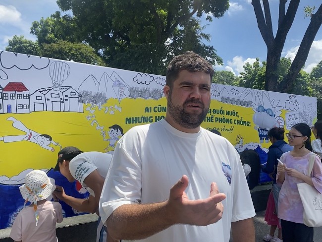 Expat Spotlight: Graham Buckley - A Volunteer Protector of Hue's Children