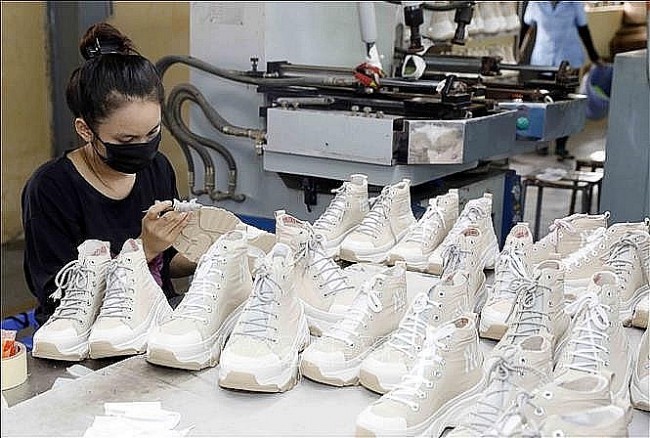 Vietnamese Leather And Footwear Industry Seeks to Better Utilize UKVFTA Opportunities