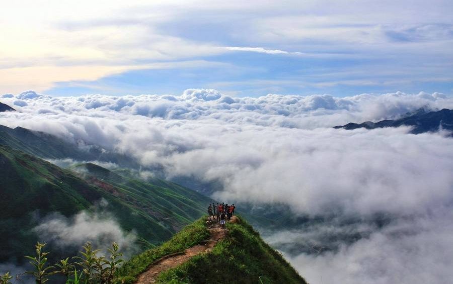 Enjoy The Cloud-Hunting Season In Fansipan