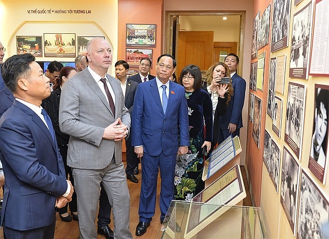 Vietnam-Bulgaria Strengthen Cooperation in Human Resource Training, Technology Transfer