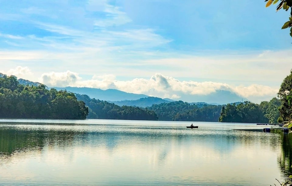Explore Pa Khoang – The Largest Lake In Dien Bien Province