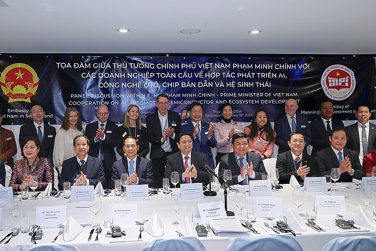 Large Foreign Corporations's Investment Expansion Plans in Vietnam