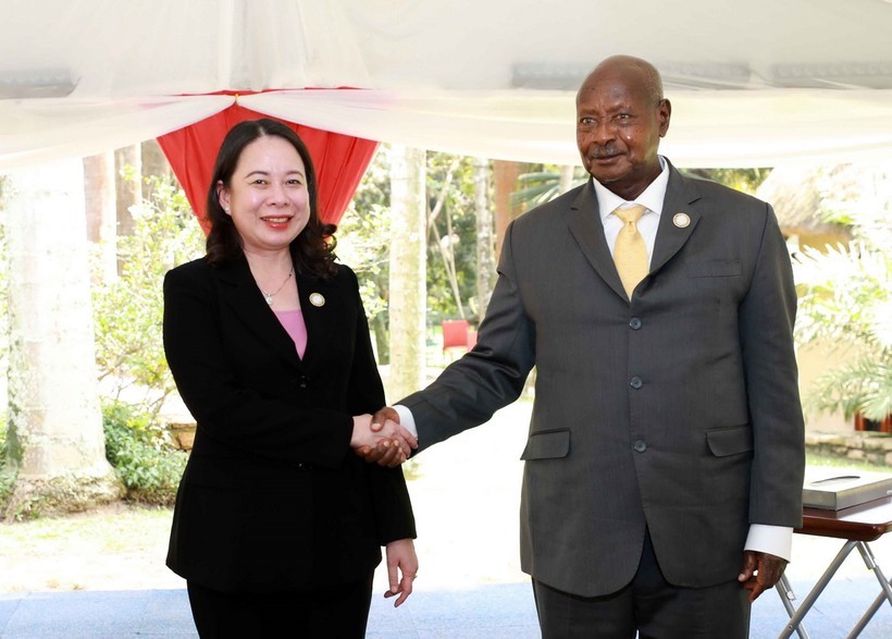 Uganda Wants Support from Vietnam in Digital Transformation, Technology, and A.I.