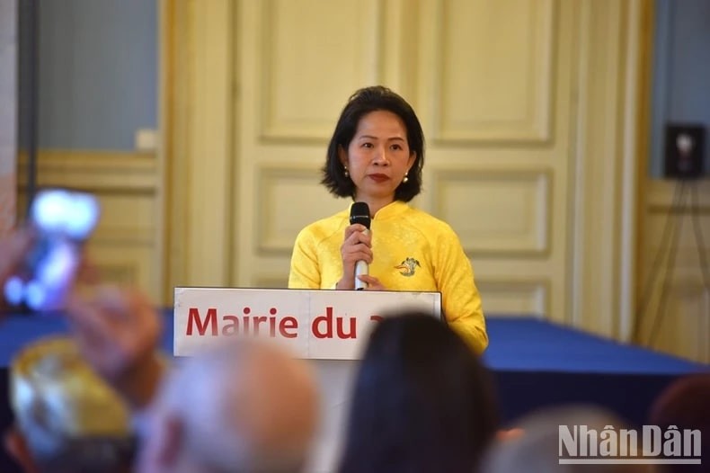Overseas Vietnamese Celebrate Lunar New Year In France