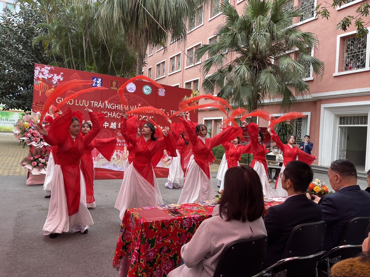 Vietnam-China Cultural Exchange Welcomes New Year 2024 in Hanoi