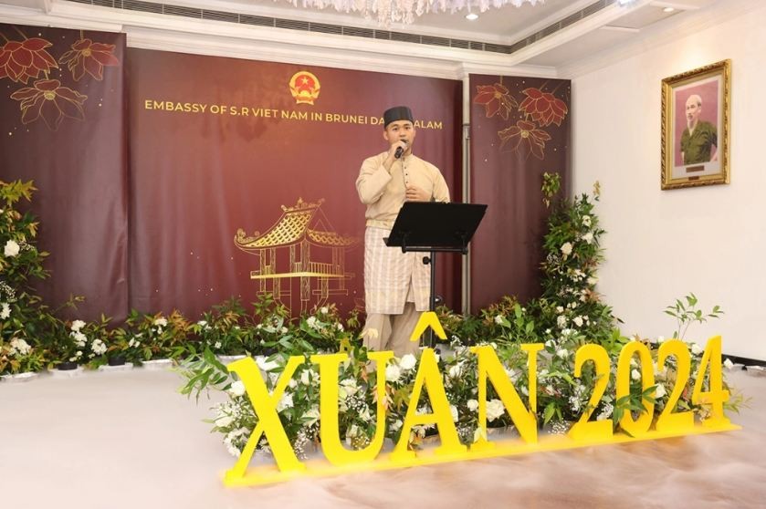 Embassy in Brunei Hosts 2024 Homeland Spring Program for Overseas Vietnamese