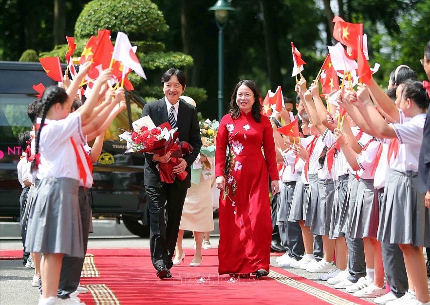 Impressions of World Leaders About Vietnam