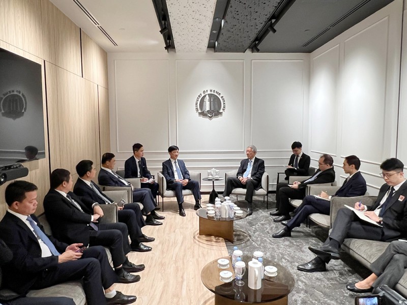 The delegation from the Vietnamese Ministry of Public Security paid a courtesy call to Singaporean Senior Minister and Coordinating Minister for National Security Teo Chee Hean. Photo: bocongan.gov.vn