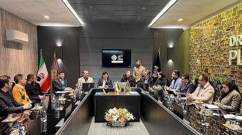 Vietnam, Iran's Mashhad Province Boast Economic, Trade Ties
