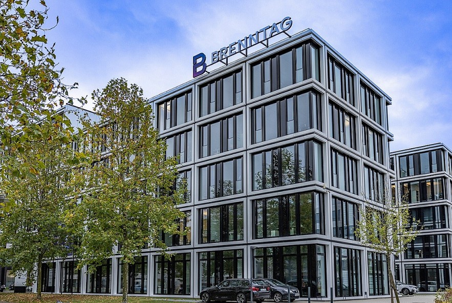 Synergy, Pioneering Spirit Raise Vietnamese businesses' Position in International Arena
