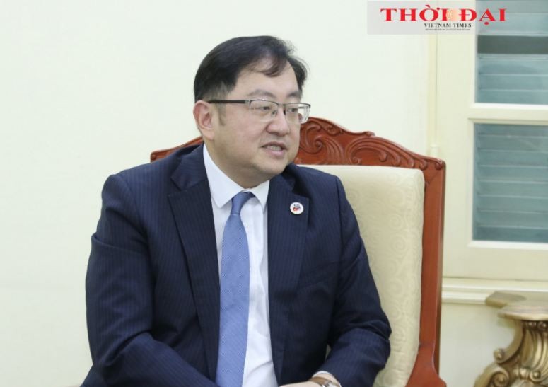 Ambassadors of Laos, Malaysia Praise Viet People, Cuisine