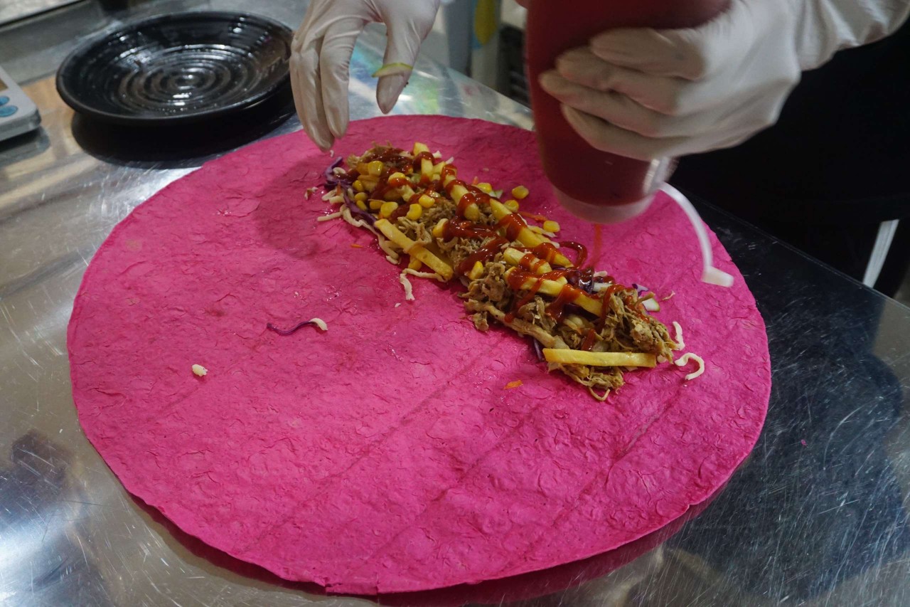 Bringing Middle Eastern Cake to Vietnam
