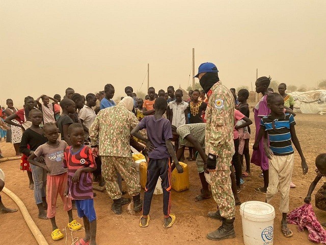 Vietnamese Engineering Officers help Abyei People Repair Roads, Plant Trees