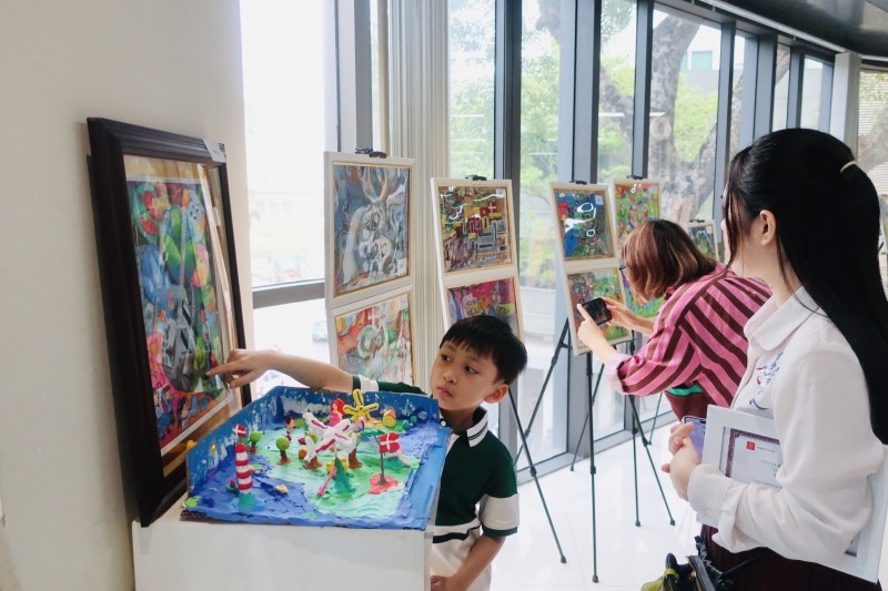 "Cry from the Blue Sea" Wins At the Denmark in Your Eyes Painting Competition 2023