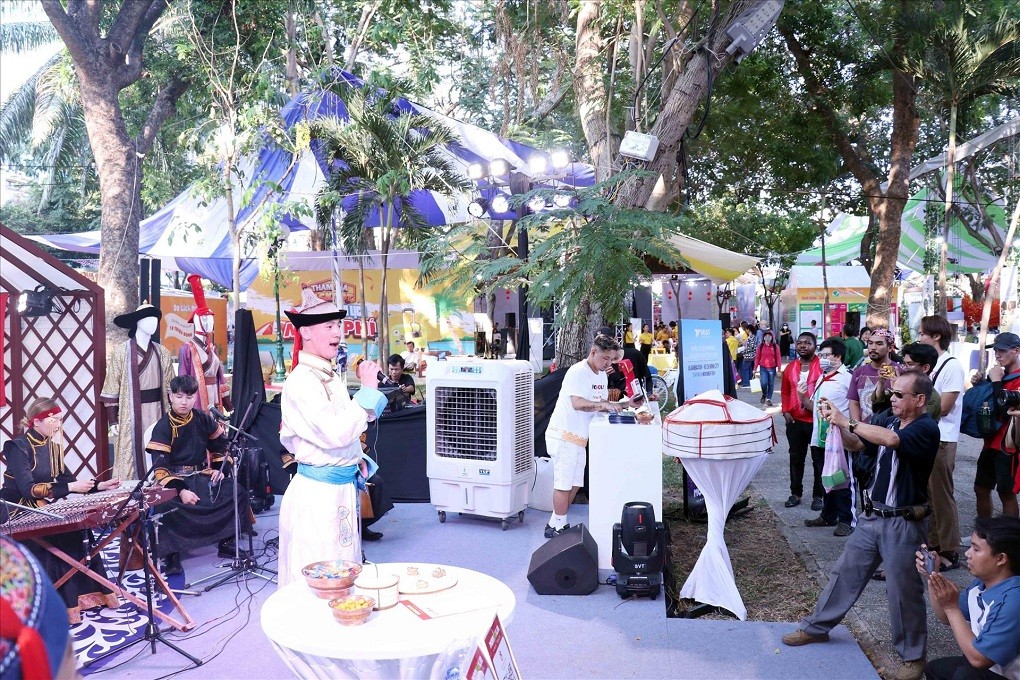 Mongolia Promotes Tourism Cooperation Opportunities with Vietnam