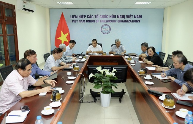 Identify Opportunities and Challenges for Vietnam in Responding to Global Security Issues