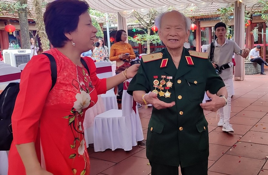 Celebrating Bunpimay in Vietnam: We Feel the Same Happiness as at Home