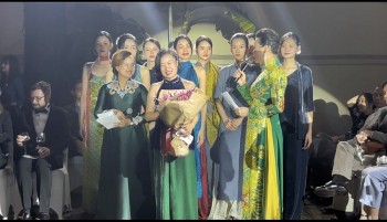 Viet Designer in the Czech Republic Holds Auction to Raise Fund for Homeland Children