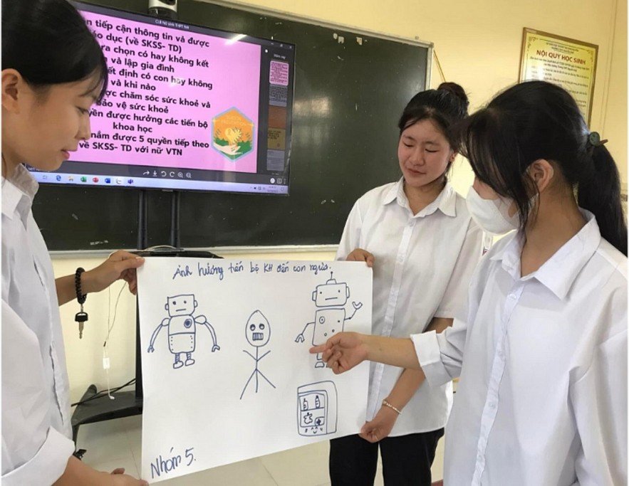 Replicate Girls Club Model to Equip Ethnic Minority Female Students with Life Skills