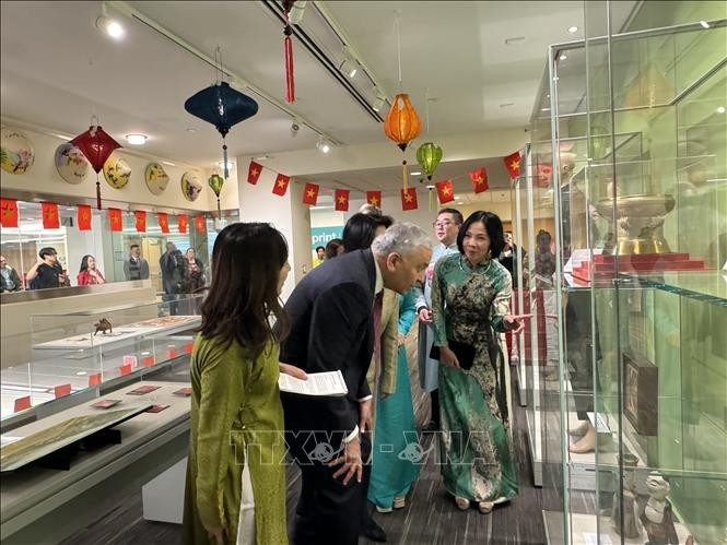 Exhibition “Vietnamese Cultural Space” Held In The U.S.