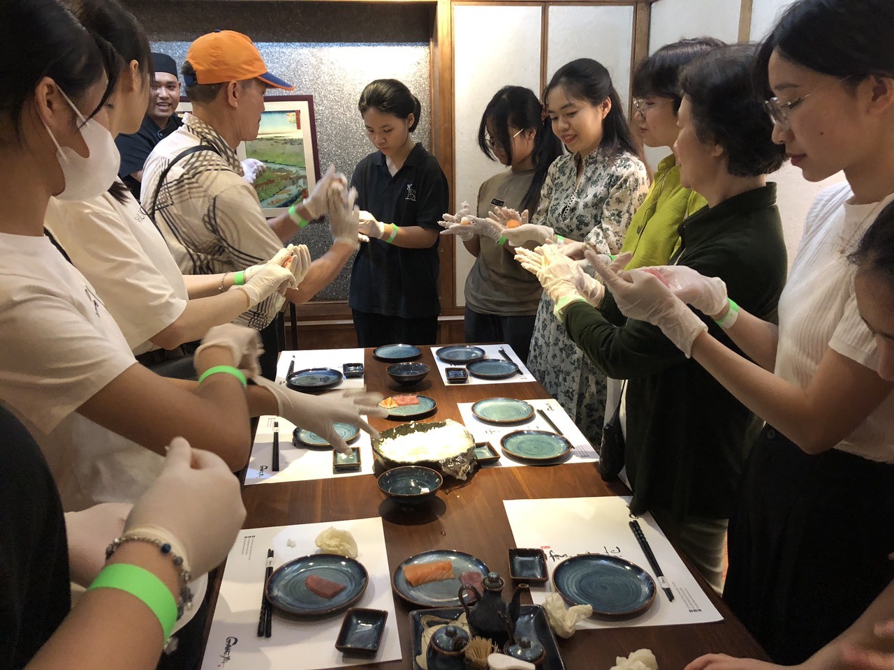 [Photo] Sushi Exhibition in Hanoi