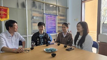 Laos Students in Quang Binh Cultivate the Vietnam-Laos Friendship