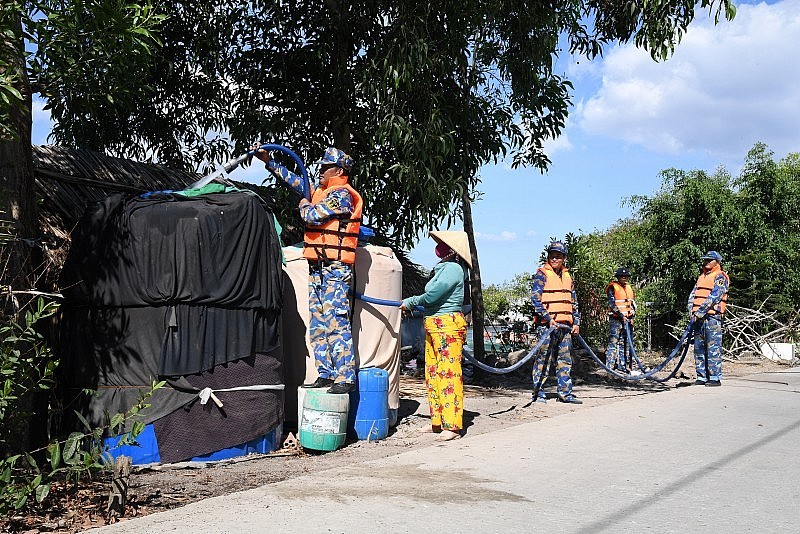 Sentiment and Bond between Military Force and Citizens Shown on Dry Days