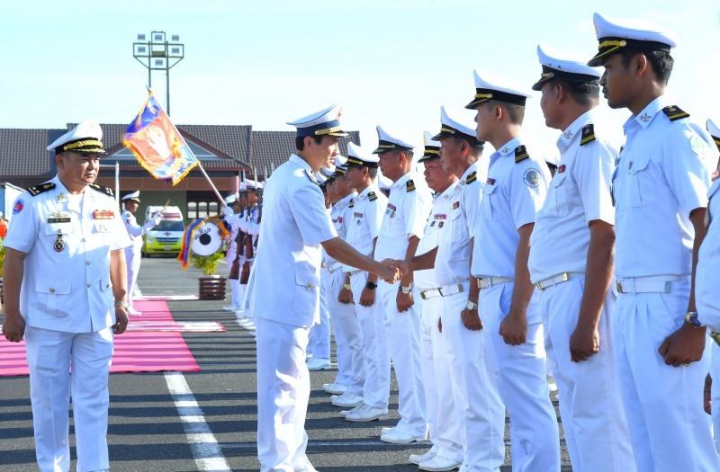 Ream Naval Base, Royal Cambodian Navy welcomes the delegation of Naval Region 5 of the Vietnam People's Navy at Sihanoukville port. 
