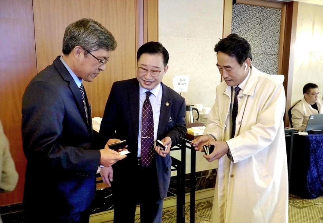 Descendants of King Ly Thai To Promotes Binh Thuan Tourism in Korea