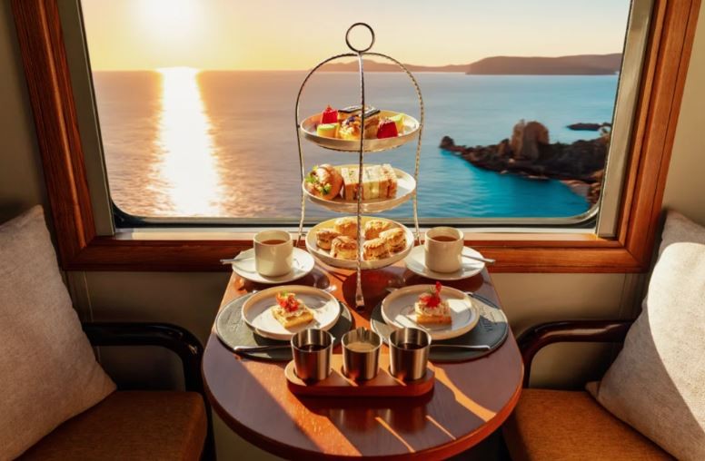 CNN Travel Praises New Vietnam’s Luxury Train Route Linking Quy Nhon with Nha Trang