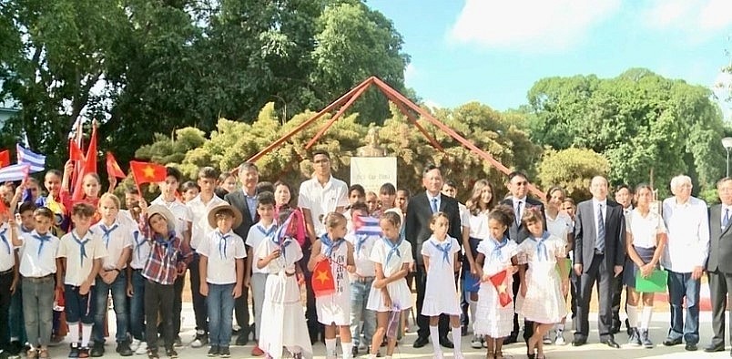 At the celebration for President Ho Chi Minh's 134th birthday in Havana.