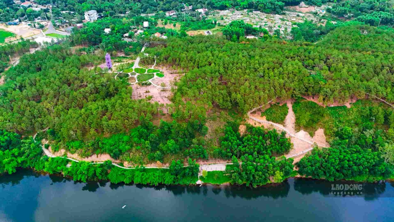 Discover Vong Canh Hill – A Dreamy Landscape In Hue