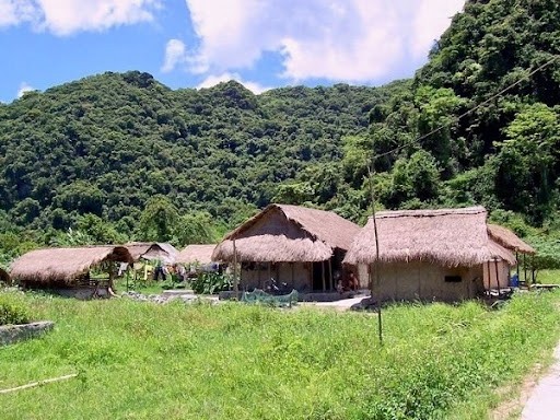 Discover Viet Hai – The Hundred-Year-Old Village In Cat Ba Island