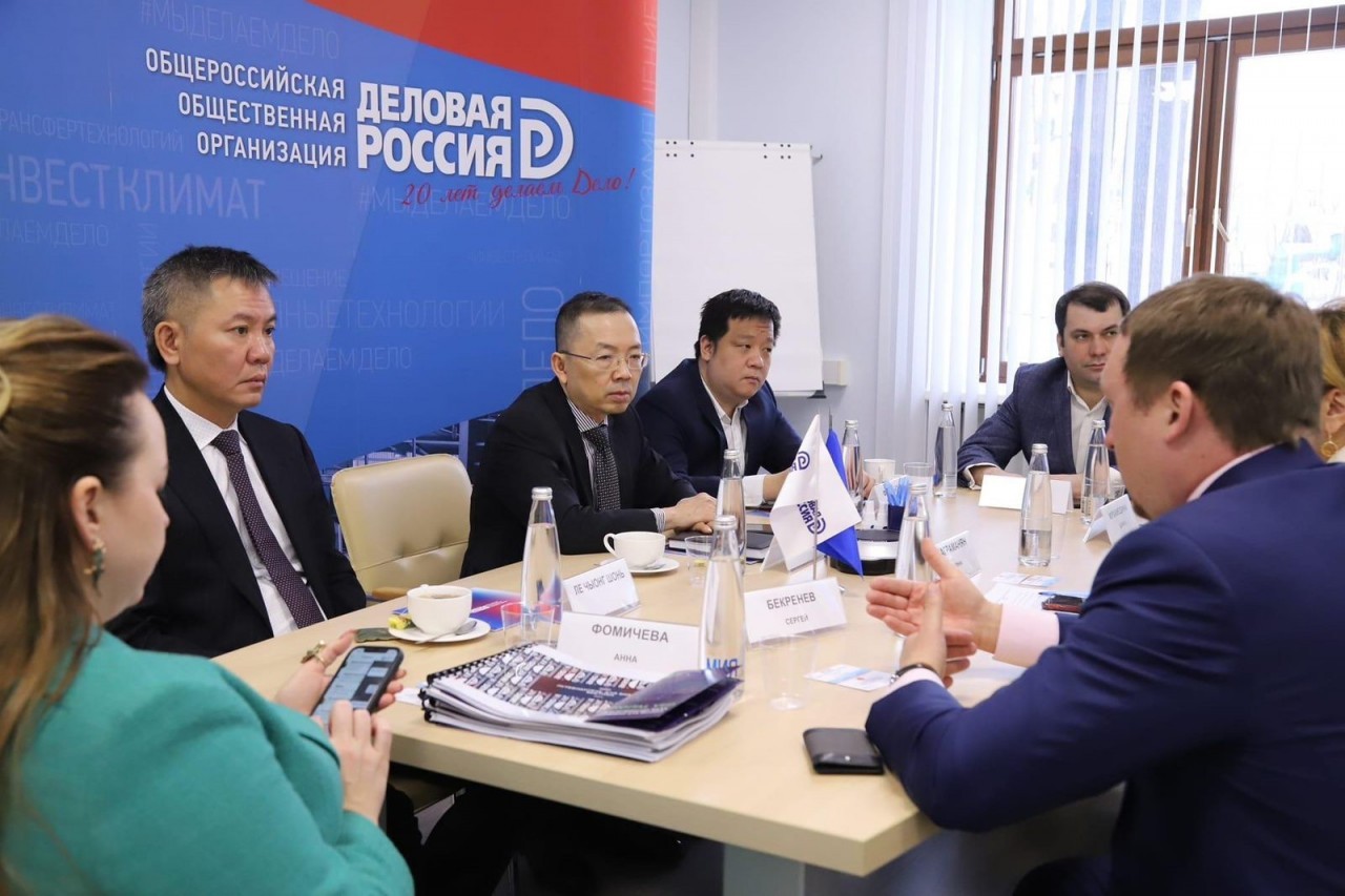 Vietnam - Russia Boots Relations to Contribute to World Prosperity