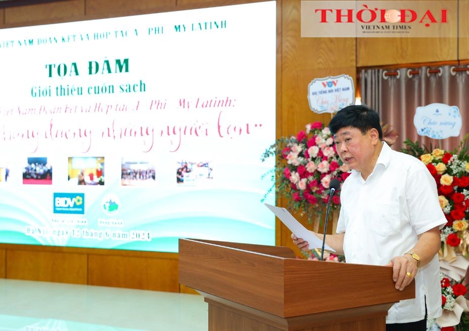 New Book Highlights Vietnam's Work With Asian-African-Latin American Communities