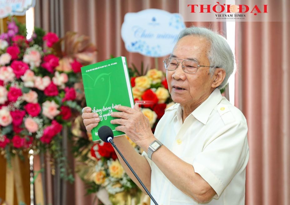 New Book Highlights Vietnam's Work With Asian-African-Latin American Communities