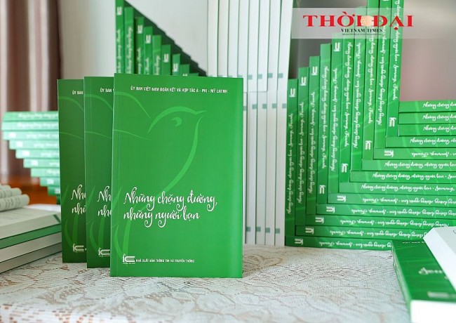 New Book Highlights Vietnam's Work With Asian-African-Latin American Communities