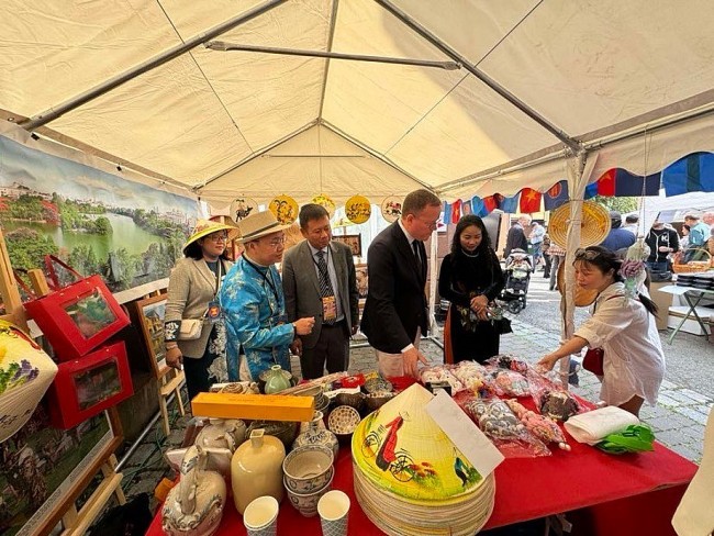 Traditional Vietnamese Dishes Loved by Tourists ASEAN Trade and Cuisine Fair