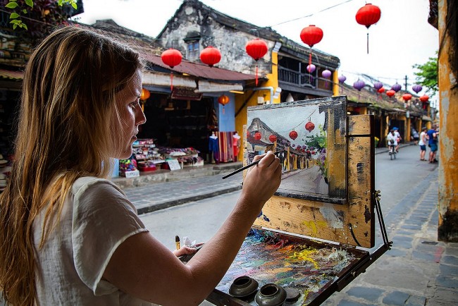 Vietnam Welcomes 8.8 Million International Visitors in First Half of 2024