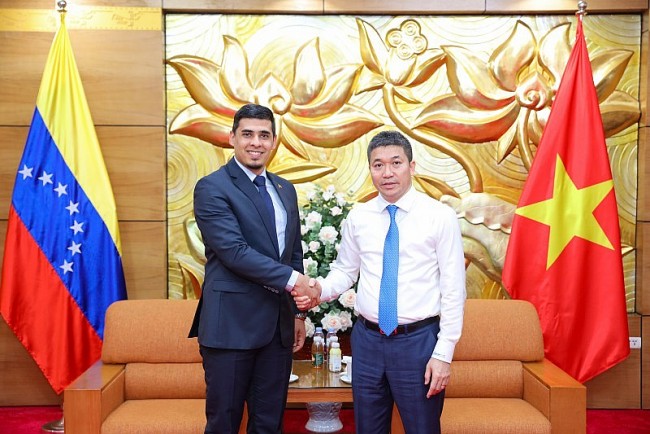VUFO to Actively Promote Vietnam - Venezuela Cooperation