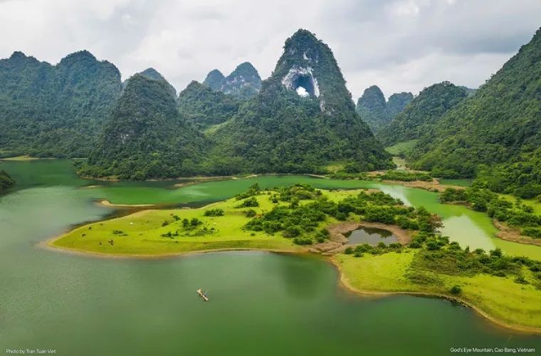 Vietnam's Cinematic Landscapes Highlighted in Art Exhibition in US Vietnam's Cinematic Landscapes Highlighted in Art Exhibition in US